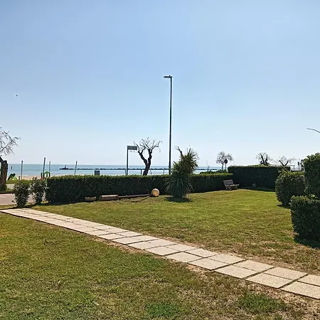 2a- Vista Mare Villarosa *